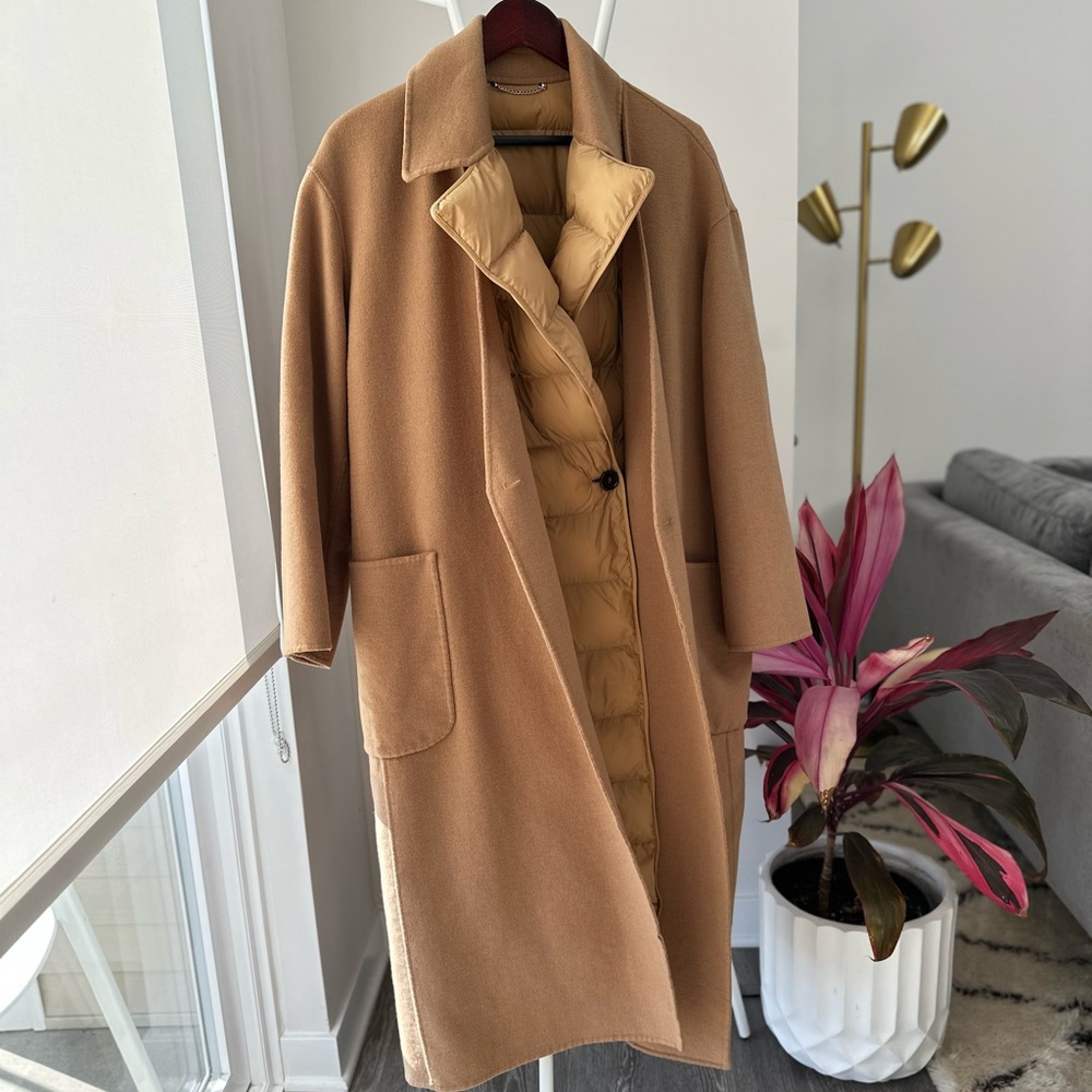 Like New Gorgeous Boss 2 piece Camel Trench Coat with Puffer Insert